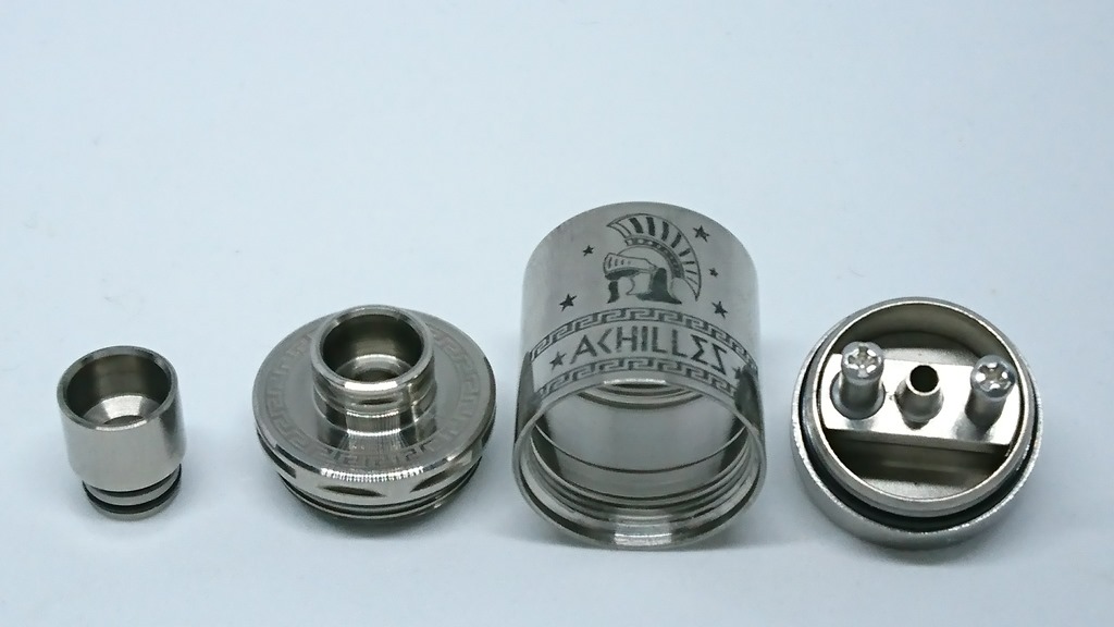 DSC 64518 - 【RDA】「ACHILLES II RDA by Titanium MODS」（アキレス2RDA)エングレービング付モデルレビュー！フルチタンボディで軽量、英雄アキレスの掘りが所有欲を満たしてくれるフレーバーチェイサー御用達モデル！【ドリッパー/フレーバー/電子タバコ】