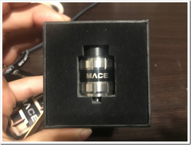 IMG 6685 thumb - 【レビュー】Ample Vape MACE BF RDAレビュー！最初はとにかく硬いけど、吸ったら爆煙製造機！BFピンデフォルト搭載のスコンカー推奨RDA！【とにかく硬い/力強い/RDA/ボトムフィーダー】