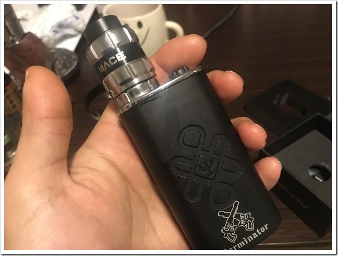 IMG 6688 thumb - 【レビュー】Ample Vape MACE BF RDAレビュー！最初はとにかく硬いけど、吸ったら爆煙製造機！BFピンデフォルト搭載のスコンカー推奨RDA！【とにかく硬い/力強い/RDA/ボトムフィーダー】