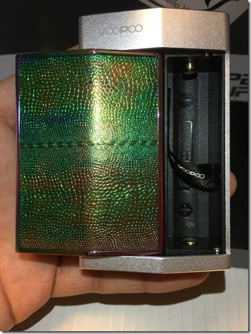 IMG 9416 thumb - 【超速爆煙MODの後継機！？】VOOPOO TOO 180W TC MOD （ヴープー　トゥー　180ワットティーシーモッド）【レビュー】～自意識高い系おしゃれMOD登場(&Phi;д&Phi;)？編～