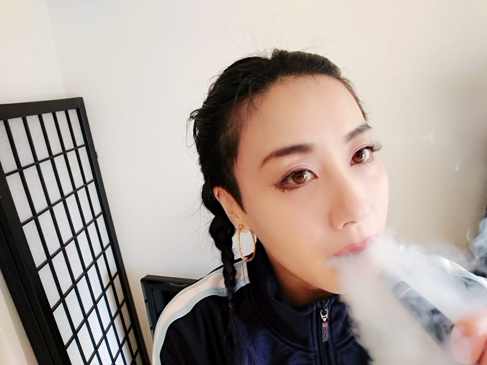 【レビュー】VAPE女子エィミイ、簡単・パワフル・スレンダー「gippro」で擬似喫煙体験!してみちゃいました。【電子タバコ/VAPE】 emii13 - 【レビュー】VAPE女子エィミイ、簡単・パワフル・スレンダー「gippro」で擬似喫煙体験!してみちゃいました。【電子タバコ/VAPE】