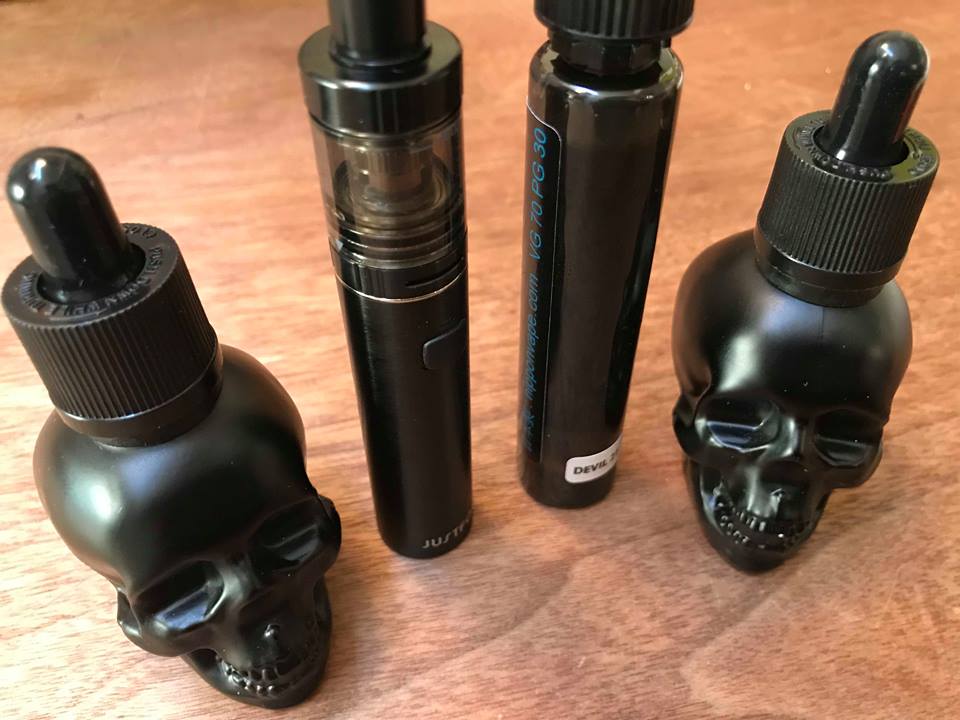 26943682 10208298409776336 30722849 n - 【レビュー】激安国産リキッドNIPPONVAPEの骸骨なあいつ。スターターにピッタリなDEADLY シリーズとDevilシリーズ実飲。