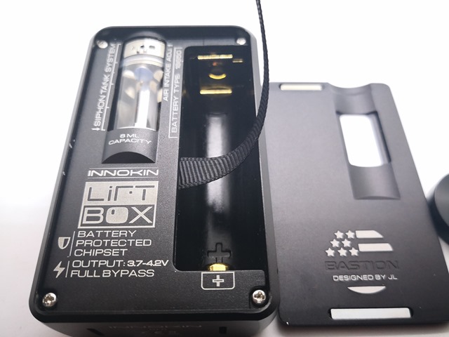 IMG 20180131 112256 thumb - 【レビュー】Innokin LIFT BOX Bastion(イノキンリフトボックスバスティオン)レビュー。タンクを押す必要がない世界初の無限ボトムフィーダー？！【BF/Squonker】