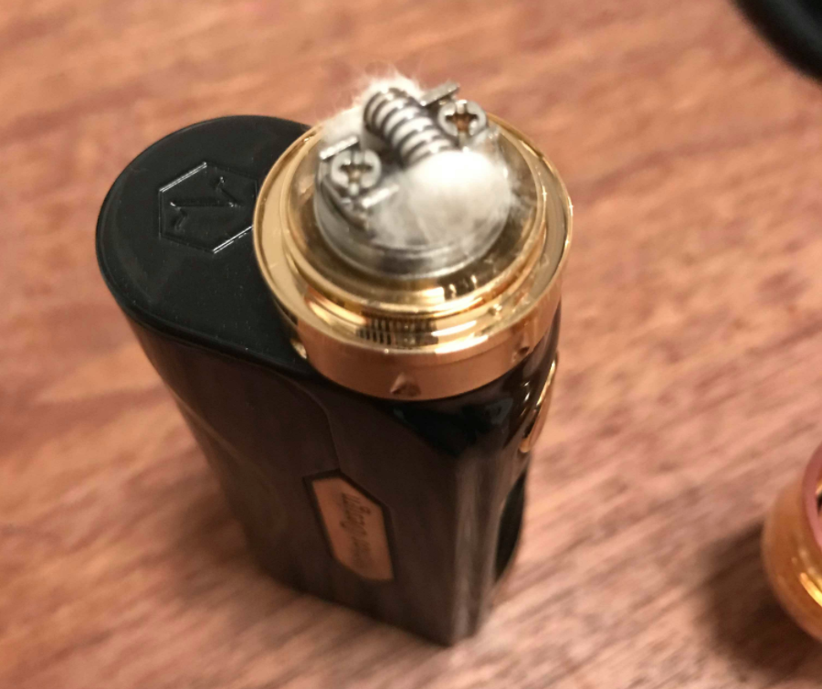 a3731c9ad1864a2d25f64eb88b96bce6 - 【レビュー】「Vandy Vape Berserker MTL RTA」このじゃじゃ馬を乗りこなせるか！？Kendo Vape Cotton Gold Editionでビルドトライ。