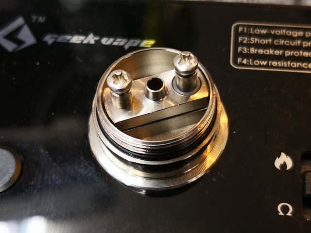 IMG 20180207 150803 thumb - 【レビュー】「Achilles mini RDA/RBA by Titanium Mods」（チタニウムモッズ・アキレスミニRDA)レビュー。アキレス(Achilles II RDA)をちっちゃく！したらこうなったチタン製軽量ドリッパー。フレーバーチェイス向け