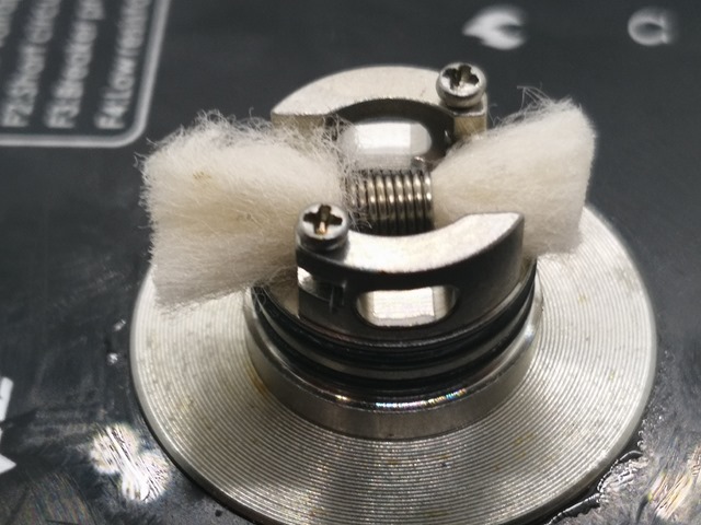 IMG 20180218 162203 thumb - 【レビュー】Demon Killer Tiny RDA(デーモンキラー・タイニーアールディーエー）レビュー、14mm幅の超コンパクトボトムフィーダーアトマ！