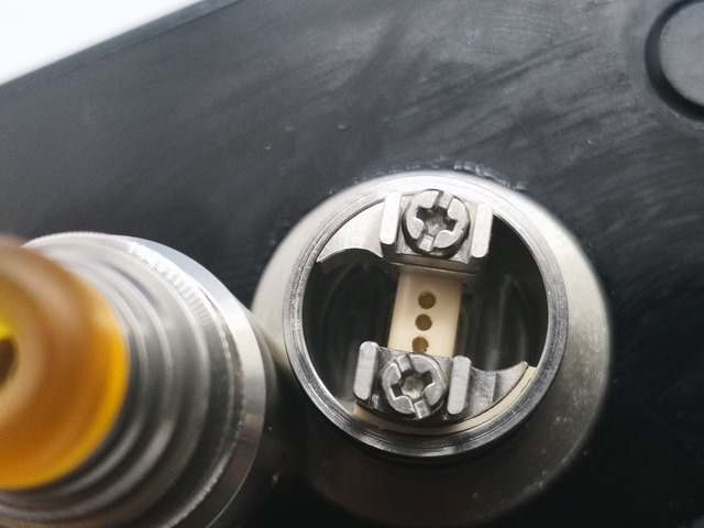 IMG 20180314 164237 thumb - 【レビュー】Vandy Vape「Berserker MTL RDA」（バーサーカーMTL RDA)レビュー。フレイバーチェイスにピッタリの激安極うまドリッパー完全体。