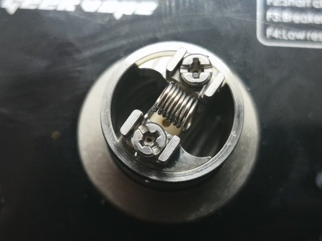 IMG 20180314 164959 thumb - 【レビュー】Vandy Vape「Berserker MTL RDA」（バーサーカーMTL RDA)レビュー。フレイバーチェイスにピッタリの激安極うまドリッパー完全体。