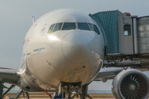 aircraft 3229228 960 720 1 300x201 - 【NEWS】空港内にプルーム・テック専門店！？ラウンジもある？