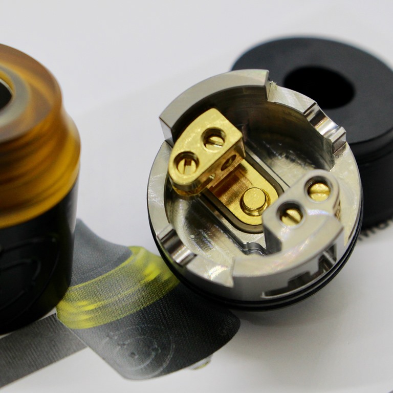 IMG 7860 thumb 1 - 【レビュー】Vapefly GALAXIES MTL RDA(ベイプフライ ギャラクシーズ MTL 22mm)シンプルだけど丁寧な作りの安定アトマ！MTLでフレーバーチェイスに