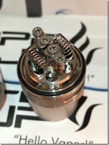 IMG 9962 thumb - 【レビュー】WOTOFO BRAVO RTA（ウォトフォ ブラボー）～安定のWOTOFOから、デュアルコイルアトマイザー&hellip;爆煙機かぁ&hellip;(&Phi;д&Phi;)編～【RTA】