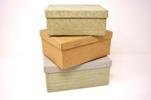 cardboard boxes 3110034 960 720 300x200 - 【TIPS】オリジナルリキッドの作り方とは？手軽な整理方法も紹介！
