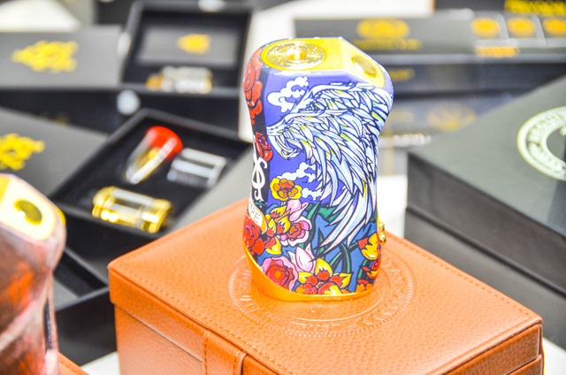 vapeexp b3 ShenzhenJoecigTCL022 0330 thumb - 【EXPO】ブース紹介：E2 MOX(Joecig)、G1-2 GK、G1-4 株式会社ヒロ・コーポレーション、F4 Y&amp;Q Electronic Co.、F4-1 ELDA、F4-2 DS Vaping、F5 SPREAD.inc(VAPEMARKETJP、JWELL)【VAPE EXPO JAPAN 2018】