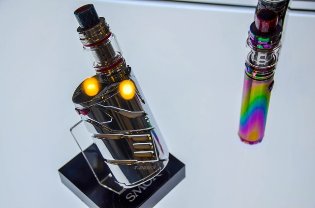 vapeexpo2018 0329274 thumb - 【EXPO】ブース紹介:F6-1 LVSMOKE、G3 SMOK（スモック）、F6-6 Vapor Talk(ベイパートーク)、G5-1 KINGZONE（キングゾーン）、G5-2 MaskKing（マスクキング）、D6-2 VOTECH(ブイオーテック）【VAPE EXPO JAPAN 2018】