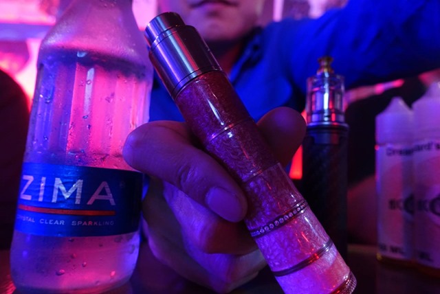 37531 thumb - 【イベントレポート】サブクラ！サウンドバーMiraiのアニメxクラブxVAPEイベントで超オモシロカッコイーDJプレイとアニソンの祭典！歌って踊って、MK Labのコスプレもあったよ！やったね。超速レポート！【sub cloud】