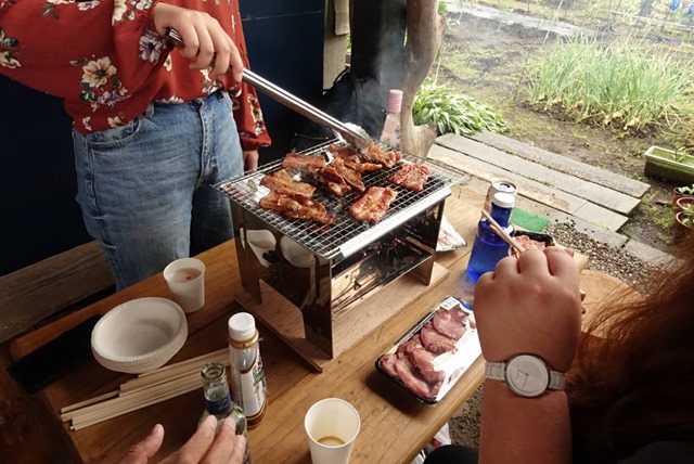 38591 thumb - 【秘密基地】美女と野獣のBBQパーティ in MIF GARAGE!!尾上製作所のフォールディングBBQコンロレビューしつつ、肉を焼き、酒を飲む！そこからVAPING&amp;FARMINGでにさん