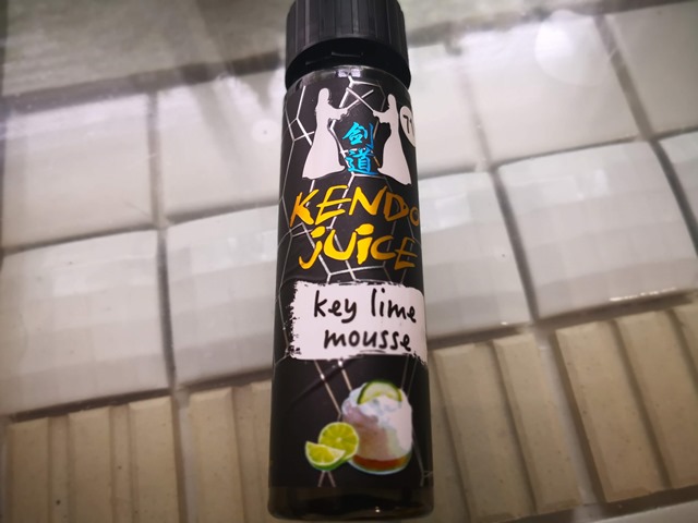 IMG 20180526 135959 thumb - 【訪問日記】Vapor LemonさんでKENDO JUICEの新製品「vanilla tobacco」「golden strawberry cheesecake」「key lime mousse」吸ってきた！驚異のMODを見せてもらう。近々驚きの白さも...【簡易レビュー】