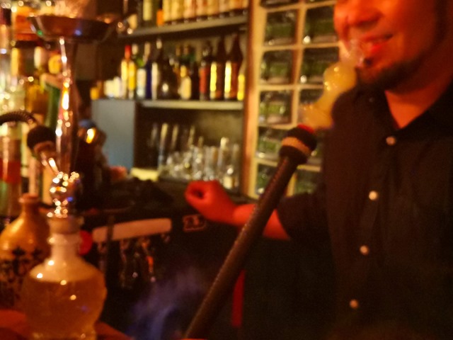 IMG 20180713 220913 thumb - 【訪問日記】ある日のシーシャBAR 煙-en-さんでdeNiさんとシーシャを堪能 ！SOCIAL SMOKEの&rdquo;ウォーターメロンチル&rdquo;MIXを吸う。地元の鉄板も食ってきた【簡易シーシャレビュー】