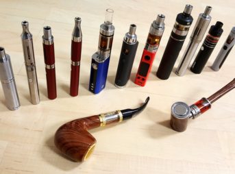 e cigarette collection 3159700 960 720 343x254 - 【TIPS】ワンランク上のプレゼント！電子タバコに名前をいれて贈ろう