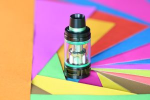 vape 3423492 960 720 300x200 - 【TIPS】PGとVGって何？違いは？ポイントを紹介！