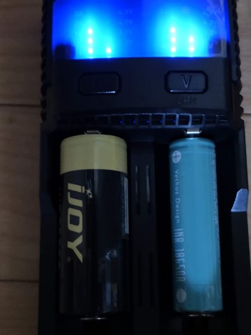 IMG 20180912 121937 thumb 1 - 【レビュー】「Nitecore Superb Charger SC2」バッテリーチャージャーレビュー。最大3Aの2スロット充電器！少し大きいが携帯して旅行にも持っていける。