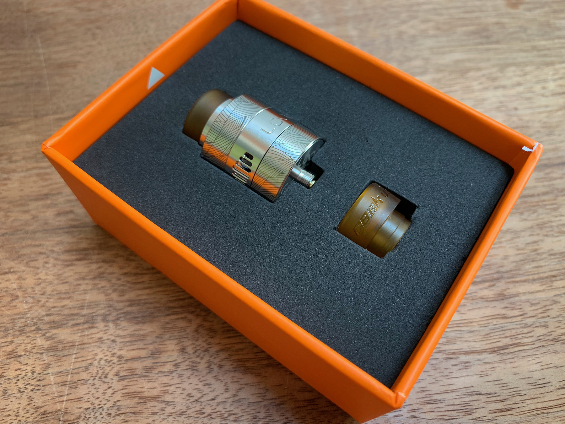 IMG 0083 - 【レビュー】エッチングがかっちょええ！！「Geekvape Loop V1.5 RDA」(ギークベイプループV1.5)定番アトマイザー入り確定！？