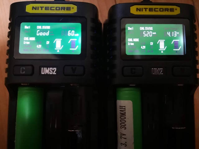 IMG 20181026 010837 thumb - 【レビュー】Nitecore UM2/UMS2/UM4/UMS4バッテリーチャージャー(充電器)レビュー。最大3A急速充電対応ナイトコアの普及価格帯コスパ充電器。リチウムマンガンバッテリー最強