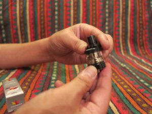 IMG 2394 300x225 - 【レビュー】脱・電子タバコ初心者！？「Joyetech EXCEED NC with NotchCore」は、ノッチコイルで経済的に使えるペンタイプの爆煙VAPEスターターキットだってよ！【ジョイテック/ベイプ】