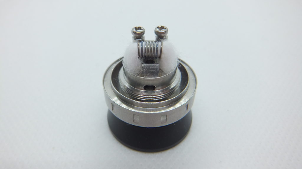 774175f8fc508c6867e47b074ae8f30d 1024x576 - 【レビュー】GEEKVAPE AMMIT MTL RTA　ドローの重さが自由自在なMTL派向けアトマイザー！【VAPE/爆煙/フレーバーチェイス】