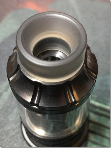 Photo 7 thumb 1 - 【レビュー】VAPEFLY CORE RTA（ベイプフライ コア）レビュー～う～ん、おそらくトリッカーの人とかは良いんじゃないですか(&Phi;д&Phi;)？編～