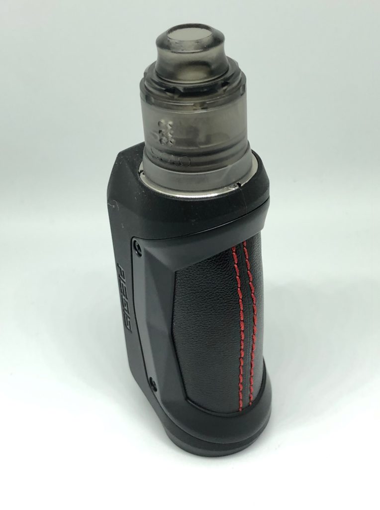 image2 764x1024 - 【レビュー】Geep vape AEGIS MINI RDA KIT、こんなMODがあったの！？今更だけど早く教えてよ！！バッテリー内蔵、耐衝撃、防水防塵！！味も良くっておまけにコンパクトなギークベイプのVAPE完成形スターターキット！！