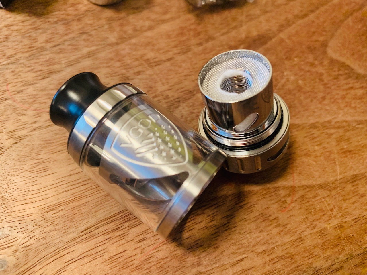 IMG 1422 - 【レビュー】気軽にVGODでRDA!!「VGOD PRO SUBTANK」レビュー。クリアロなのにこのゴツさ。この質。