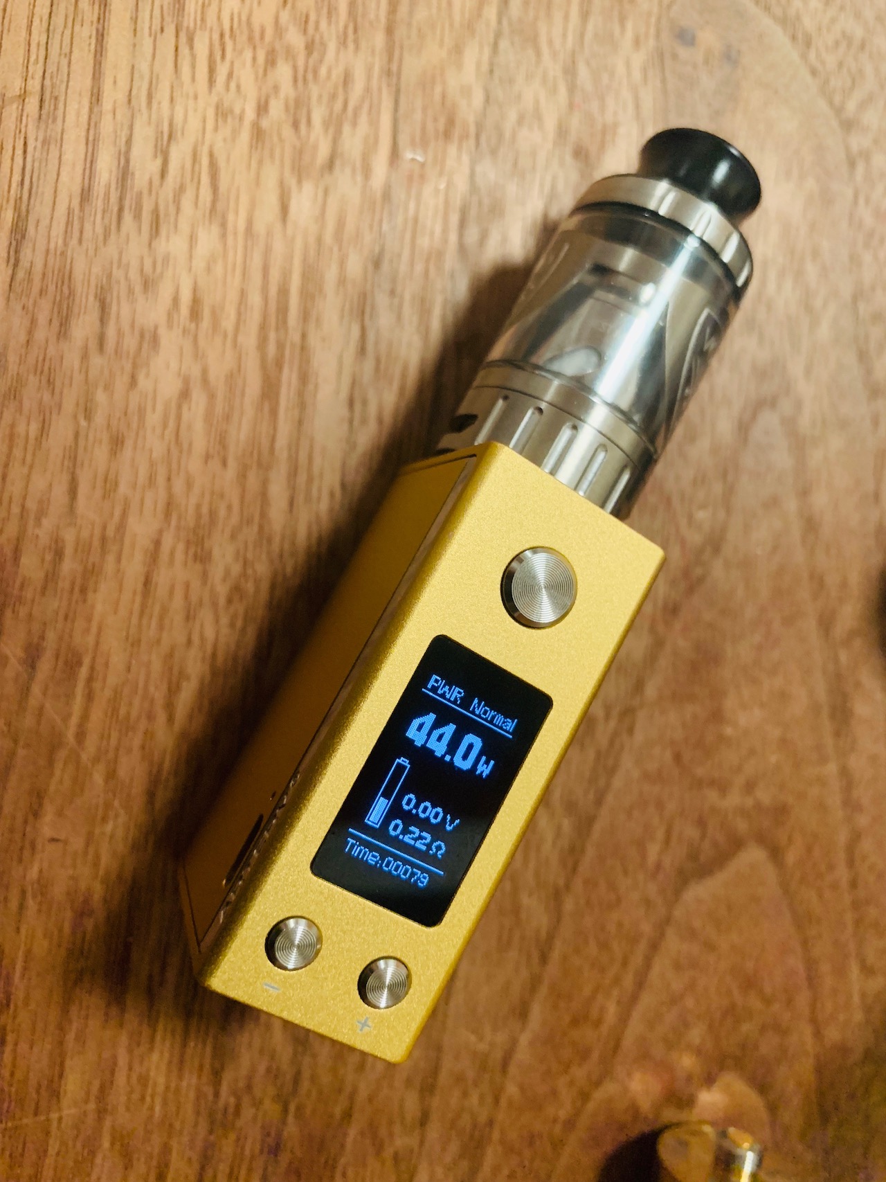 IMG 1441 - 【レビュー】気軽にVGODでRDA!!「VGOD PRO SUBTANK」レビュー。クリアロなのにこのゴツさ。この質。