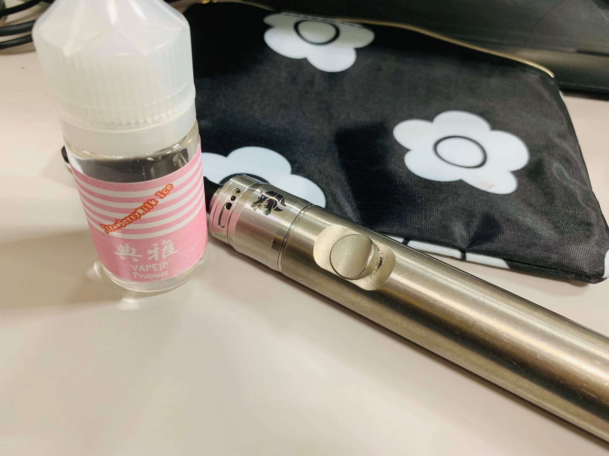 tenga - 【レビュー】VAPEJPが開発したイチゴ牛乳リキッド「典雅」（テンガ）ストロベリーミルクアイス。直球レビュー