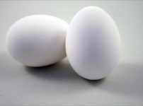 white eggs 500x500 thumb 202x150 - 【筋トレ】最近ハマってる筋トレ飯が卵白オムレツ＋クレイジーソルト＋シーチキンの件について