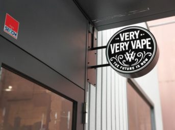 IMAG3670 thumb 343x254 - 【訪問】電子タバコ専門店VERY VERY VAPE MINAMI HQに行ってきた！【CBDウォーター/VAPE/MOD/ハイエンド】