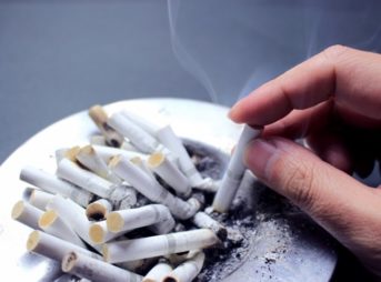 171116 thumb 343x254 - 【まとめ】飲食店と煙草の関係性、2020年の法律改正で喫煙環境はどう変わる！？