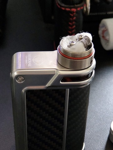 IMAG5029 thumb - 【レビュー】TITANIUM MODS Achilles III RDA＋Squonkピンレビュー。BF対応のアキレス！フレーバー軍神はとうとうDLの領域に突入するドリッパー！！【チタン製/軽量/アトマイザー/スコンカー/ボトムフィーダー/電子タバコ】