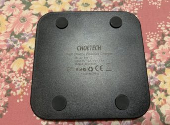 IMG 0756 343x254 - 【レビュー】CHOETECHのワイヤレス充電器とかを使ってみたよレビュー。これ、すごく良いんだ。5つのコイル/スマートフォン2台同時充電可能！【Qi認証済み/iPhone X/XS/XS Max/XR/8/8 Plus/Samsung Galaxy S10/S9/S9 Plus/S8/S8 Plus/Nexus 4/5/6】