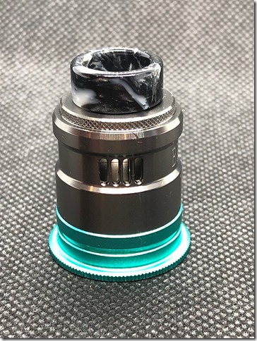 IMG 2813 thumb - 【レビュー】①GEEK VAPE BARON RDA （ギークベイプ バロン）レビュー～スッカスカ爆煙男爵登場・開封(&Phi;д&Phi;)編～