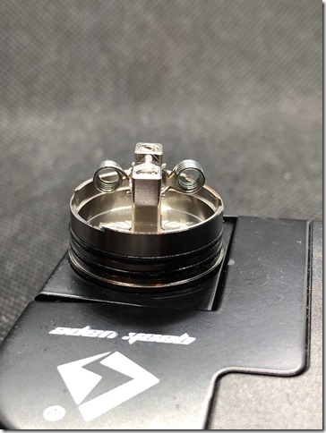 IMG 2822 thumb - 【レビュー】②GEEK VAPE BARON RDA （ギークベイプ バロン）レビュー～スッカスカ爆煙男爵登場・ビルド(&Phi;д&Phi;)編～