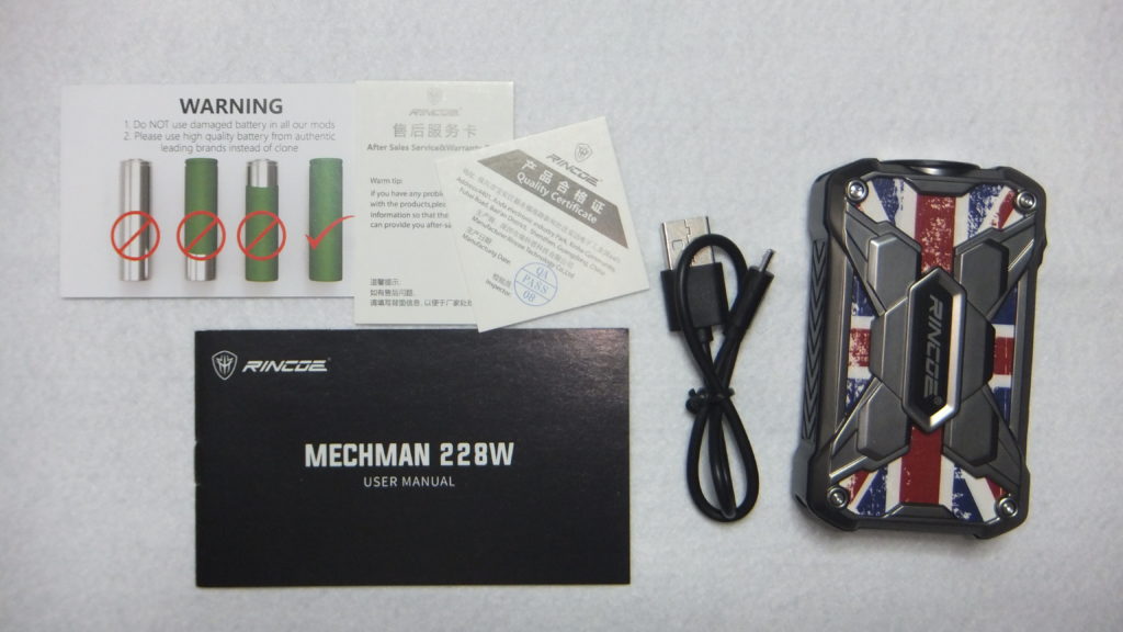 DSCF2400 e1566295648293 1024x576 - 【レビュー】RINCOE MECHMAN 228W MOD　ちょっと重いけど、派手なデザインのいかついデュアルバッテリーモッドの紹介です！