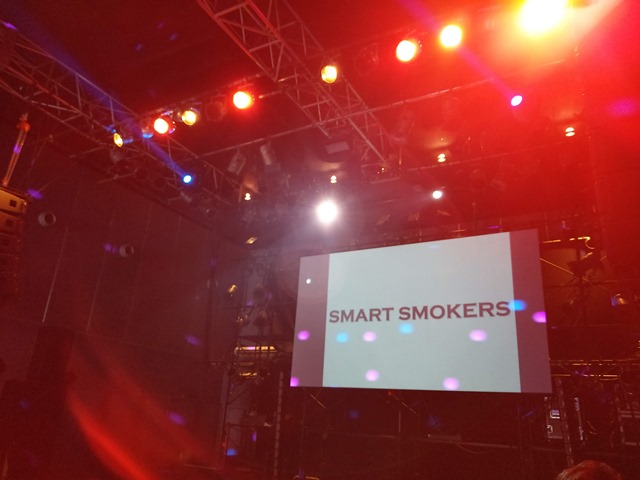 IMAG8462 thumb - 【イベント】OSAKA VAPE PARTY 夏の陣(大阪VAPEパーティ）2019に行ってきた！VAPEの祭典でクラウドチェイス、トリック対決、ポールダンスショー、大抽選会、フードコーナーで大盛り上がり！