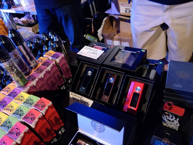 IMAG8466 thumb - 【イベント】OSAKA VAPE PARTY 夏の陣(大阪VAPEパーティ）2019に行ってきた！VAPEの祭典でクラウドチェイス、トリック対決、ポールダンスショー、大抽選会、フードコーナーで大盛り上がり！