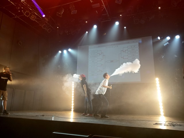 IMAG8605 thumb - 【イベント】OSAKA VAPE PARTY 夏の陣(大阪VAPEパーティ）2019に行ってきた！VAPEの祭典でクラウドチェイス、トリック対決、ポールダンスショー、大抽選会、フードコーナーで大盛り上がり！