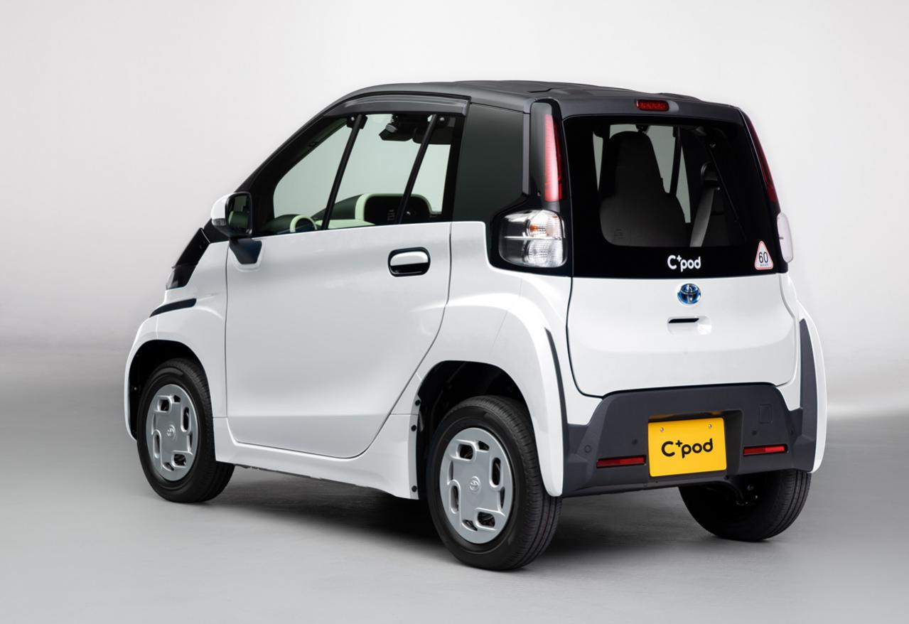 自動車 最小回転半径3 9m 街中をスイスイ走り抜けるトヨタの超小型ev シーポッド Haru Vapejp