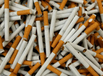 3426 343x254 - 【タバコ】喫煙者、正論を言われてガキ並みの悪口しか言い返せないｗｗｗｗｗｗｗｗｗｗｗｗｗｗｗｗｗｗｗ
