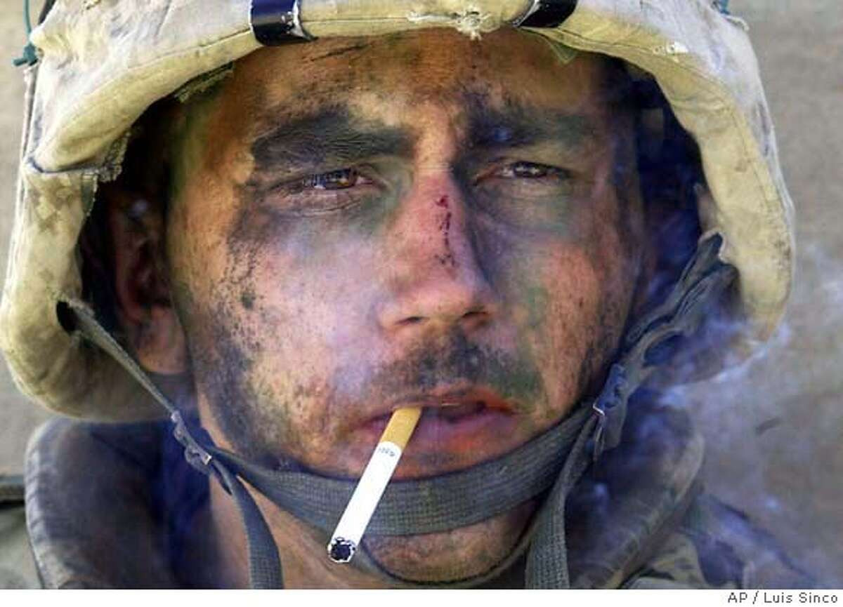 1200x0 - 【動画】ロシア兵「すまん、最期にタバコ吸わせてくれるか？」